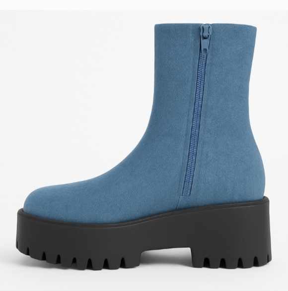 Elegant Blue Heeled Boots - Picture 7 of 10